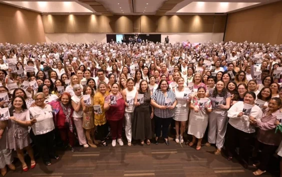 Informa Rocío Nahle auxilio de 800 mujeres por medio de “Veracruzana Protegida”