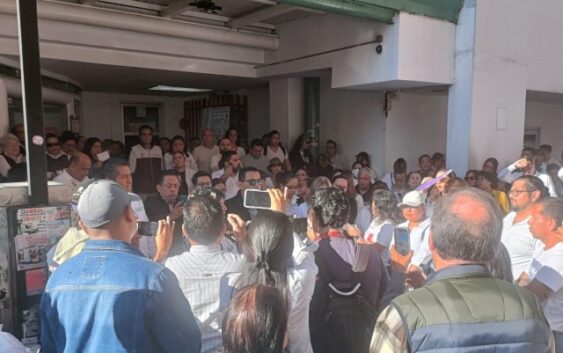 Por falta de pagos, carencias suspensión de cirugías, entre otros, protestan en el Nachón