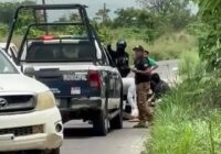 Fallece el motopolicía de Jáltipan que fue impactado por taxi en la carretera a Coacotla