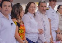 LAS IRREVERENCIAS TIENEN SU COSTO: ALCALDESA CARMEN MEDEL, LEJOS DE LA GOBERNADORA ROCIO NAHLE, EN EVENTO EN COATZA