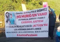 Bloquean carretera federal Fortín-Huatusco en exigencia de justicia por homicidio en Coscomatepec.