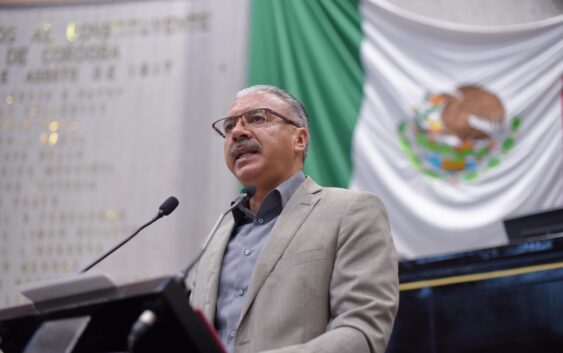 Se pronuncia diputado contra el acoso escolar