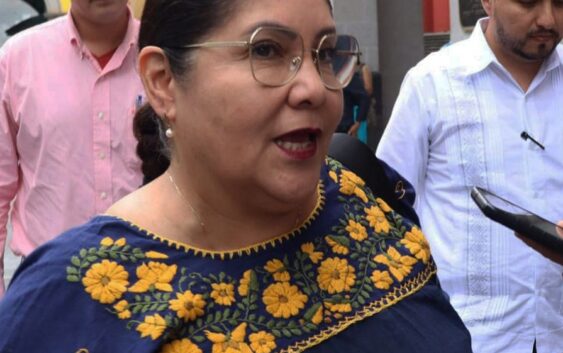 En Veracruz, hay maestros que no se presentan a trabajar en las escuelas indígenas, a pesar de que se les invita a hacerlo: Claudia Tello