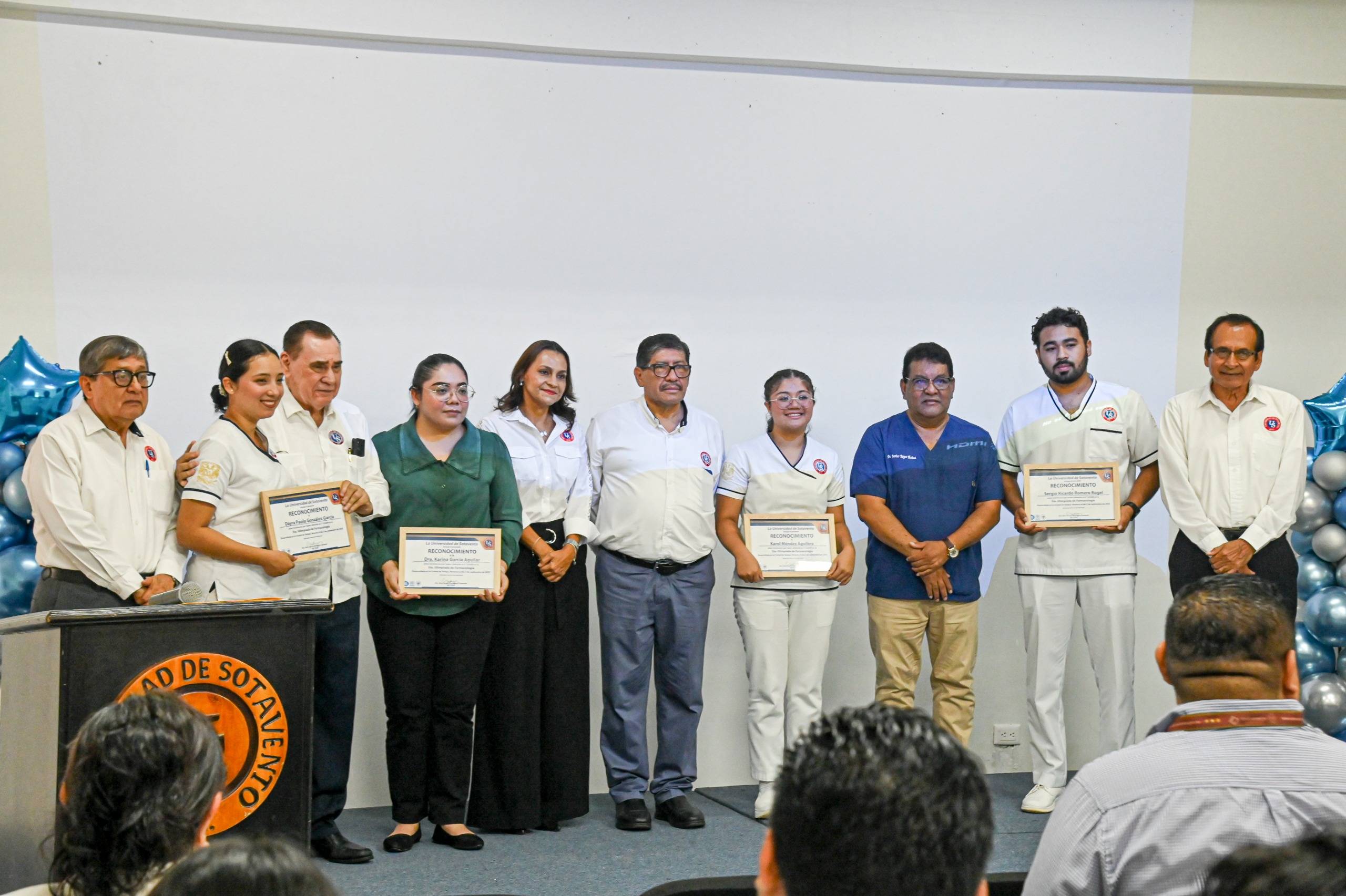 Conmemoran el Día del Médico en la Universidad de Sotavento con conferencia sobre equidad en salud