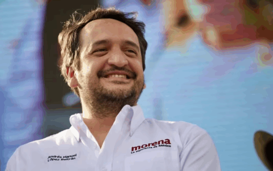 Andy López Beltrán compró en 2024 obra de Yayoi Kusama