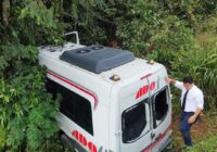 Varios pasajeros lesionados tras salirse vagoneta de ADO en la carretera Coatzacoalcos-Villahermosa