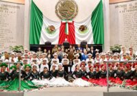 En el Congreso, reconocen a la Delfines Marching Band