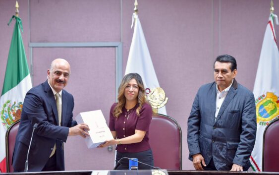 Recibe Congreso de Veracruz el Primer Informe de Gobierno