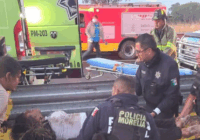 Vuelca autobús de turismo en Michoacán, 10 muertos y 20 heridos es el saldo preliminar