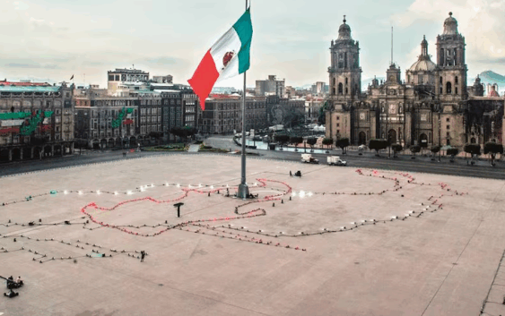 Banxico recorta expectativa económica para 2025 de 0.6% a 0.3%