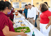 Promueve Gobierno de Coatzacoalcos la seguridad alimentaria con Feria Gastronómica en escuela primaria