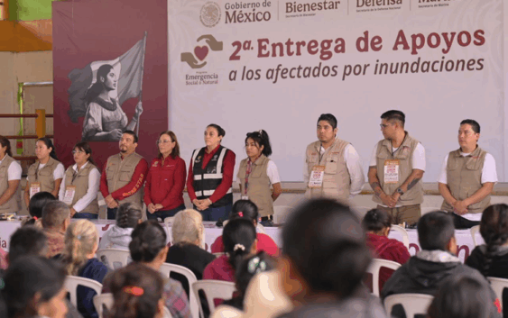 Familias veracruzanas reciben apoyo tras las lluvias, solidaridad nacional: Rocío Nahle