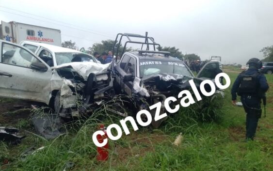 POLICIAS ESTATALES CAUSAN ACCIDENTE AL CONDUCIR EN ESTADO INCONVENIENTE DEJANDO COMO SALDO 1 MU3RTO Y 5 L3SIONADOS.