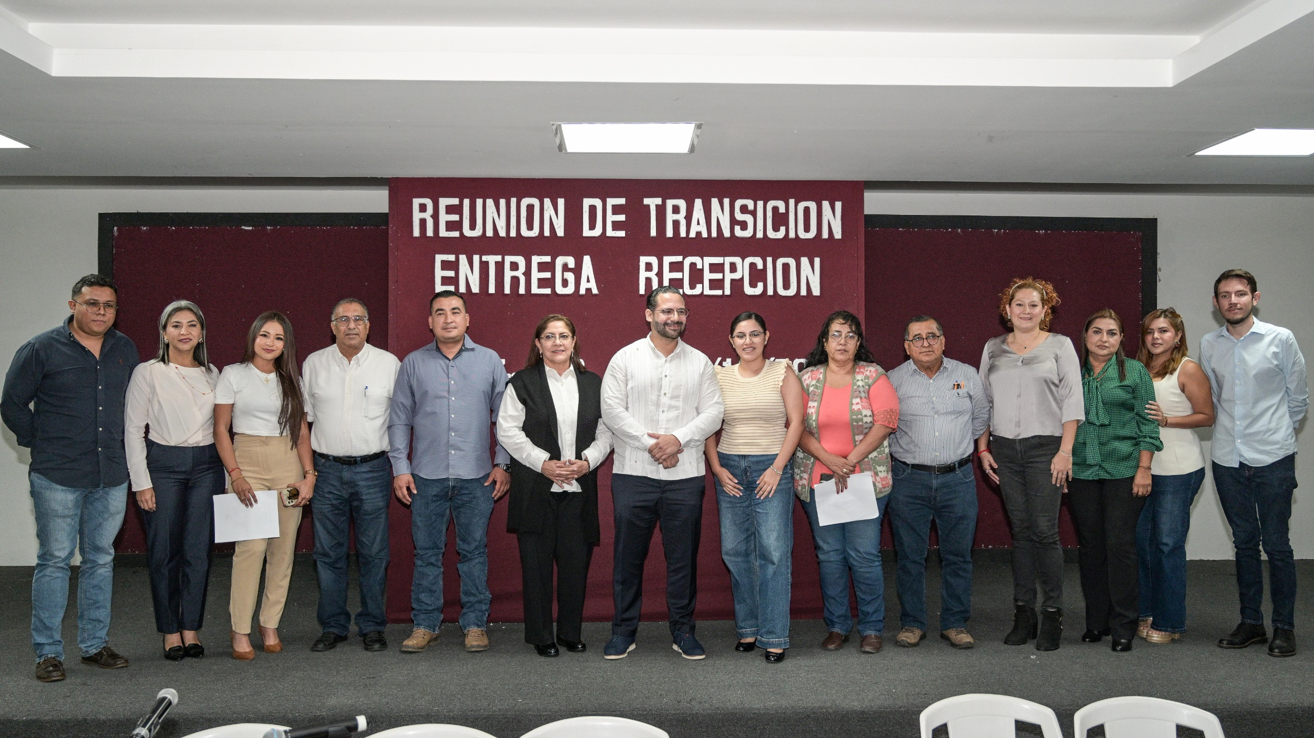 Sostienen Cabildo actual y electo reunión de transición de entrega-recepción