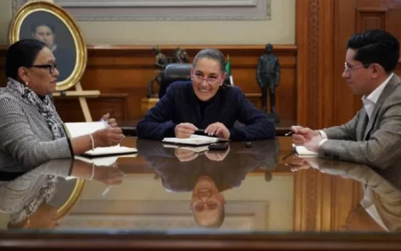 En pleno día de la Virgen de Guadalupe, Sheinbaum dialoga con el Papa León XIV y lo invita a México