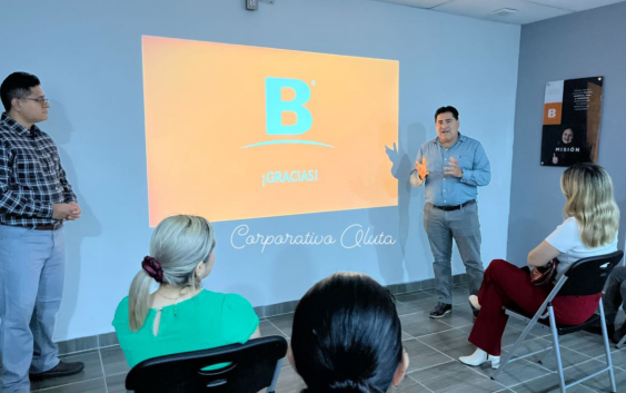 Se reúne personal de Bachoco con el alcalde electo de Oluta Jesús Manuel Garduza Salcedo.