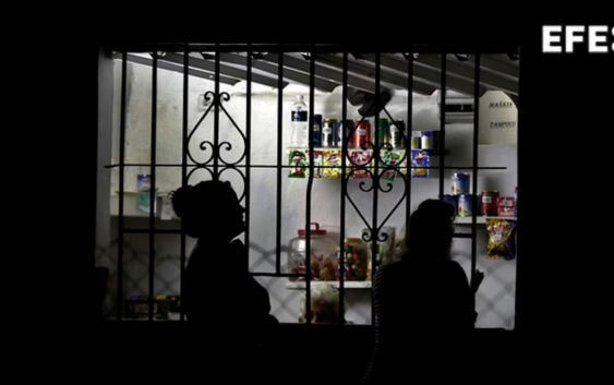 México ‘alivia’ apagones en Cuba: Envía 80 mil barriles de combustible