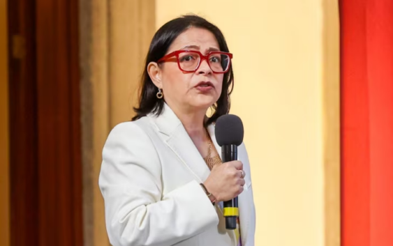 ¿Se aproxima un cambio de mando en la CFE? Esto sabemos de la posible salida de Emilia Calleja