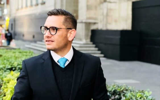 Ernestina Godoy designa a David Boone al frente de todas las delegaciones de FGR