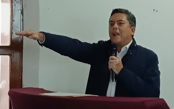 Fuera los ambulantes y vendedores semi fijos: anuncia nuevo alcalde de Acayucan