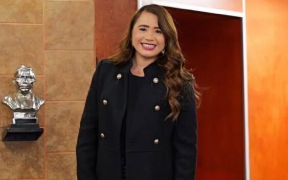 Diputada de Morena detenida en garita de Calexico con 800 mil pesos en efectivo