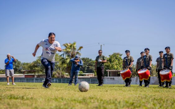 Arrancó el Torneo de Fútbol Soccer en Oluta