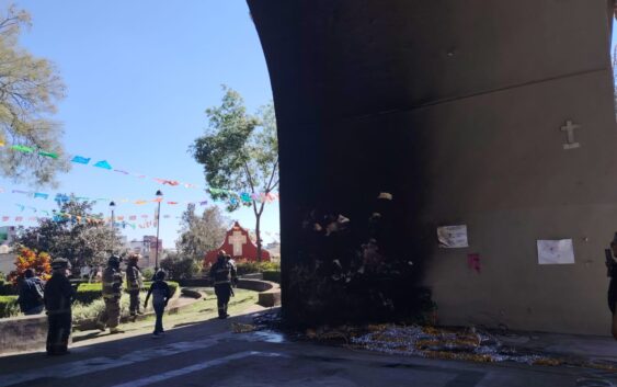 Incendio en el puente Xallitic