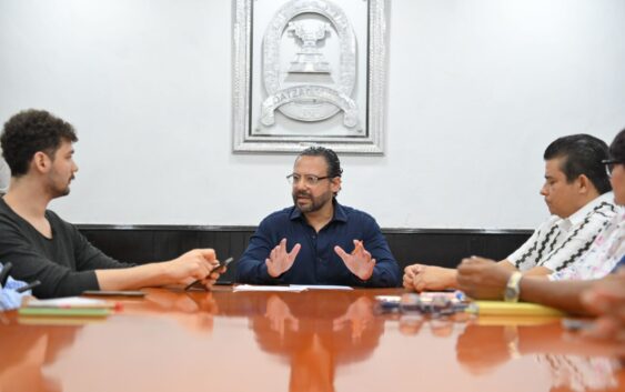 Se reúne Pedro Miguel Rosaldo con vecinos de la Puerto México y acuerdan agenda de trabajo