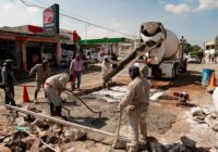 El Presidente Municipal supervisó trabajos de reparación de concreto en diferentes áreas de Minatitlán
