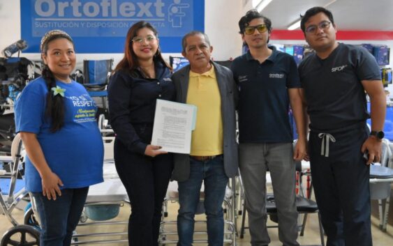 Firman Gobierno de Coatzacoalcos y Ortoflext convenio en favor de la movilidad