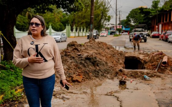 Gobierno Municipal ejecuta trabajos de reparación en tubería