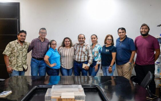 Alcalde fortalece lazos con exponentes del arte y la danza de Minatitlán