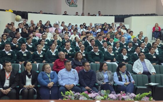 Concluyen IMSS Veracruz Sur cursos postécnicos deEnfermería