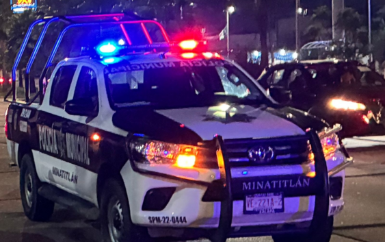 Balean bar en pleno Centro de Minatitlán por presunto cobro de piso