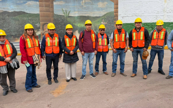 La Regidora Karina Lezama Miranda, visito las instalaciones de Agroindustrias Unidas de México