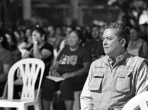 “Por eso son de confianza”, justifica Alcalde de Acayucan impago