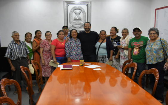 “El pueblo, el pueblo, el pueblo”: Atiende Pedro Miguel Rosaldo personalmente a más de 550 ciudadanos en Coatzacoalcos