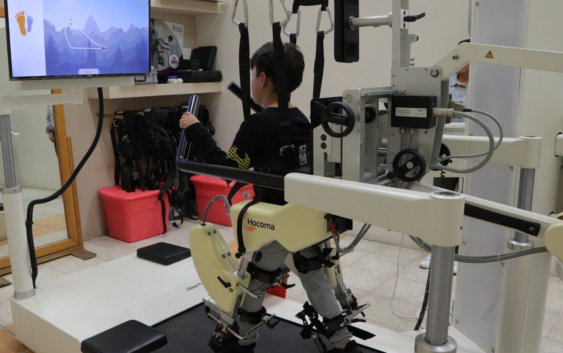 𝐋𝐨𝐤𝐨𝐦𝐚𝐭 𝐞𝐧 𝐃𝐈𝐅 𝐂𝐨𝐚𝐭𝐳𝐚𝐜𝐨𝐚𝐥𝐜𝐨𝐬: 𝐫𝐞𝐡𝐚𝐛𝐢𝐥𝐢𝐭𝐚𝐜𝐢𝐨́𝐧 𝐚𝐯𝐚𝐧𝐳𝐚𝐝𝐚 𝐫𝐞𝐜𝐢𝐛𝐞 𝐩𝐚𝐜𝐢𝐞𝐧𝐭𝐞𝐬 𝐝𝐞 𝐕𝐞𝐫𝐚𝐜𝐫𝐮𝐳 𝐲 𝐝𝐞𝐥 𝐬𝐮𝐫𝐞𝐬𝐭𝐞