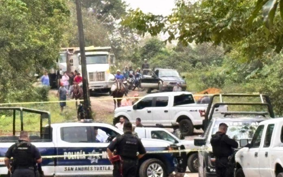 Veracruz recibió a Sheinbaum en medio de un caos y la despidió con la sangre de dos militares decapitados