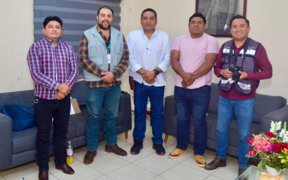 Muñoz Murrieta sostiene reunión de trabajo  empresa Fisterra Energy