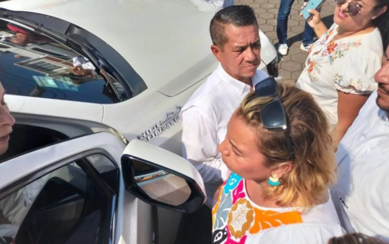 Síndica de Catemaco pide protección a Rocío Nahle por conflicto con alcalde