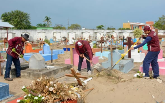 Exhumarán cadáveres del Panteón municipal