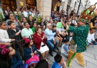 Celebraron a los pequeños Reyes del hogar en el zócalo de Veracruz con rosca monumental