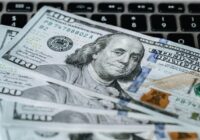 ¡Peso arranca el mes con ganancias! Precio del dólar hoy 3 de febrero de 2026