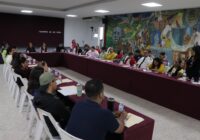 𝐒𝐨𝐧𝐢𝐚 𝐒𝐚𝐥𝐯𝐚𝐝𝐨𝐫 𝐚𝐛𝐫𝐞 𝐝𝐢𝐚́𝐥𝐨𝐠𝐨 𝐜𝐨𝐧 𝐨𝐫𝐠𝐚𝐧𝐢𝐳𝐚𝐜𝐢𝐨𝐧𝐞𝐬 𝐜𝐢𝐯𝐢𝐥𝐞𝐬 𝐲 𝐚𝐜𝐮𝐞𝐫𝐝𝐚𝐧 𝐬𝐮𝐦𝐚𝐫 𝐞𝐬𝐟𝐮𝐞𝐫𝐳𝐨𝐬 𝐩𝐚𝐫𝐚 𝐚𝐭𝐞𝐧𝐝𝐞𝐫 𝐧𝐞𝐜𝐞𝐬𝐢𝐝𝐚𝐝𝐞𝐬 𝐬𝐨𝐜𝐢𝐚𝐥𝐞𝐬