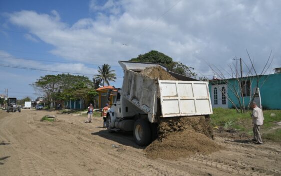 Alcalde que sí está cumpliendo: reciben colonias atención inmediata en Coatzacoalcos