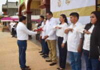 Muñoz Murrieta refrenda su compromiso de promover la identidad nacional en Sayula de Alemán