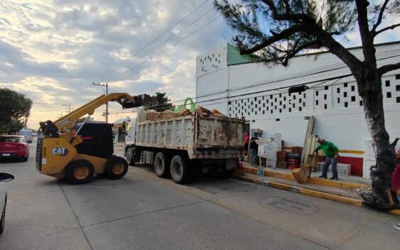 Avanza programa “A los mercados les va a ir muy bien” en centros de abasto de Coatzacoalcos