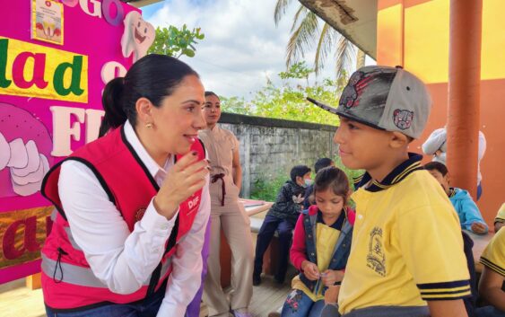 𝐒𝐨𝐧𝐢𝐚 𝐌𝐚𝐫𝐢𝐞, 𝐜𝐨𝐧𝐦𝐞𝐦𝐨𝐫𝐚 𝐞𝐥 𝐃𝐢́𝐚 𝐝𝐞𝐥 𝐎𝐝𝐨𝐧𝐭𝐨́𝐥𝐨𝐠𝐨 𝐜𝐨𝐧 𝐣𝐨𝐫𝐧𝐚𝐝𝐚𝐬 𝐝𝐞 𝐬𝐚𝐥𝐮𝐝 𝐛𝐮𝐜𝐚𝐥; 𝐚𝐫𝐫𝐚𝐧𝐜𝐚𝐧 𝐛𝐫𝐢𝐠𝐚𝐝𝐚𝐬 𝐝𝐞𝐥 𝐃𝐈𝐅 𝐞𝐧 𝐞𝐬𝐜𝐮𝐞𝐥𝐚𝐬