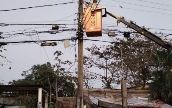 “Usted sí vino a trabajar”: Agradecen al alcalde atención inmediata de alumbrado público